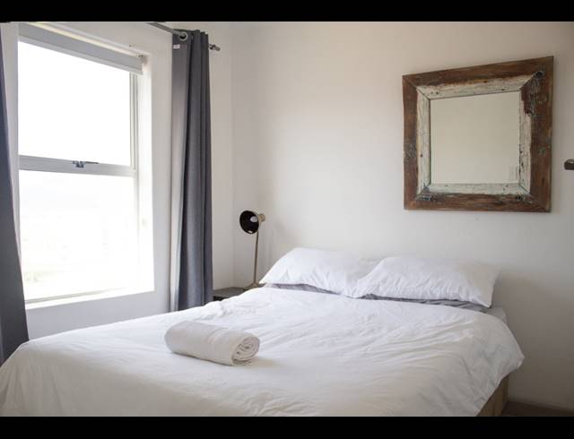 2 BEDROOM PENTHOUSE SOLD IN WESTCLIFF